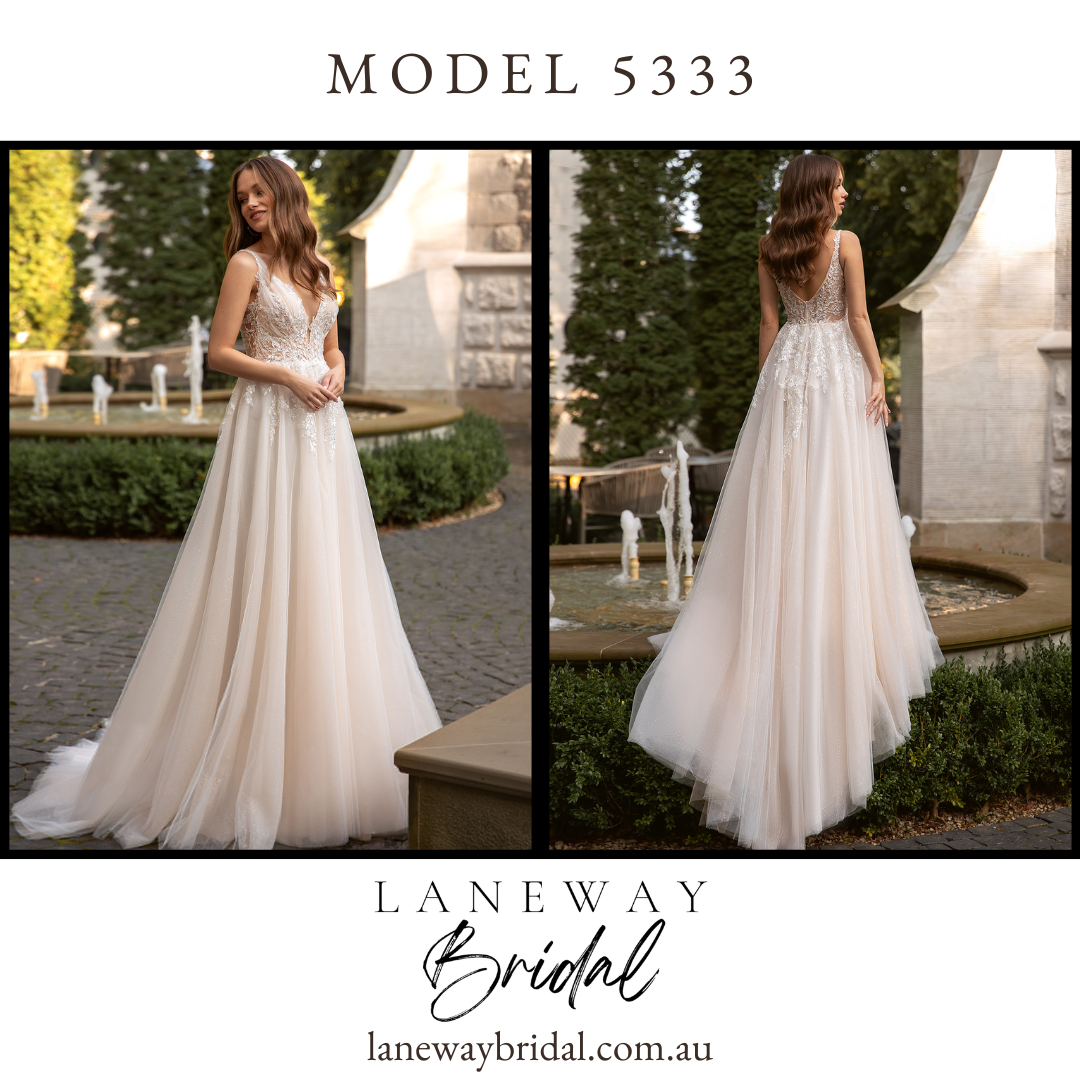 Model 5333 Wedding Dress - SAMPLE