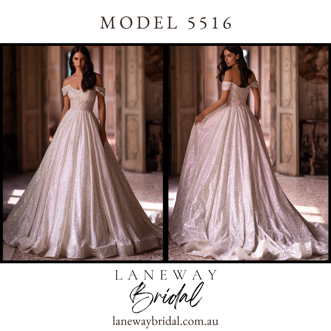 Model 5516 Wedding Dress - SAMPLE